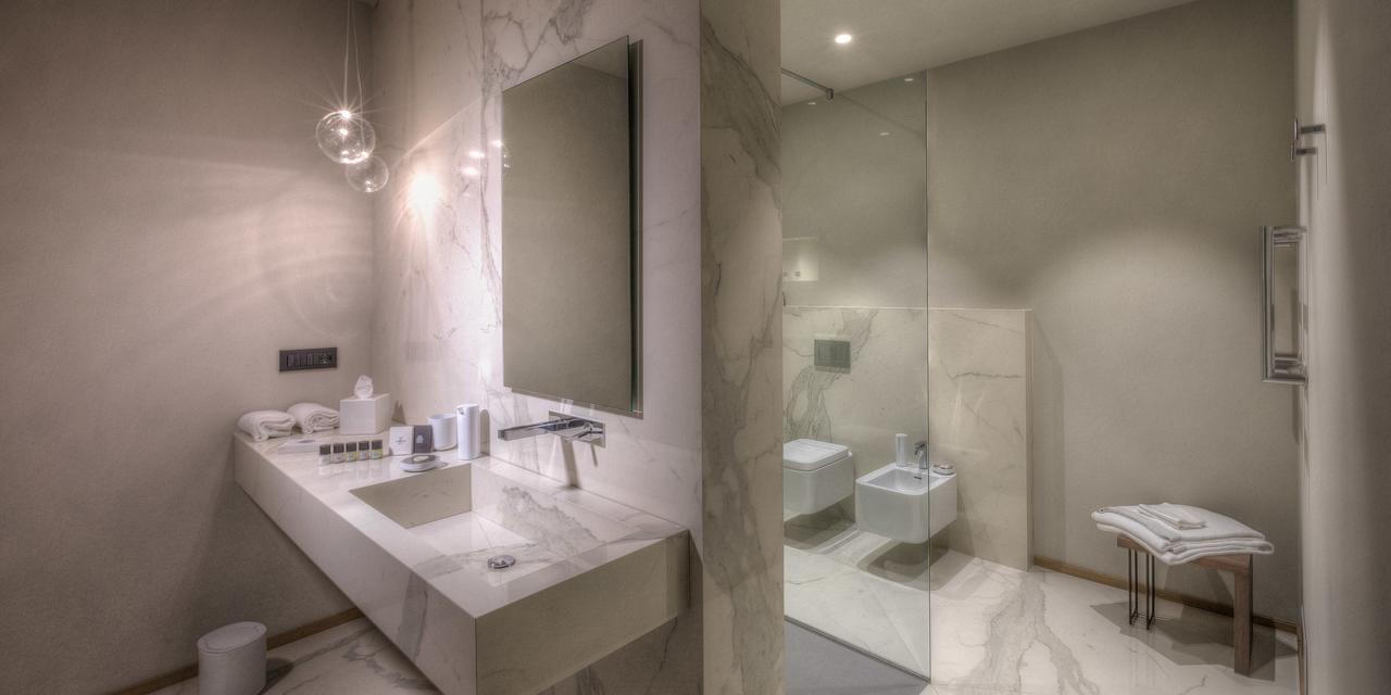 Hotel The Cube ฟีเดนซา ภายนอก รูปภาพ